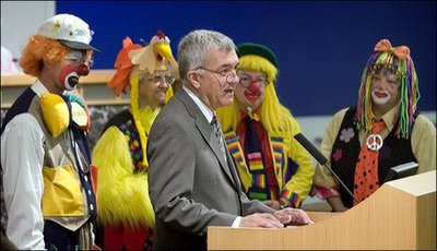 SEND_IN_THE_CLOWNS_t440.jpg