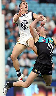murphy hanger over cornes.jpg